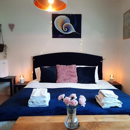 Super King Bedroom With Large Ensuite Hove Extérieur photo